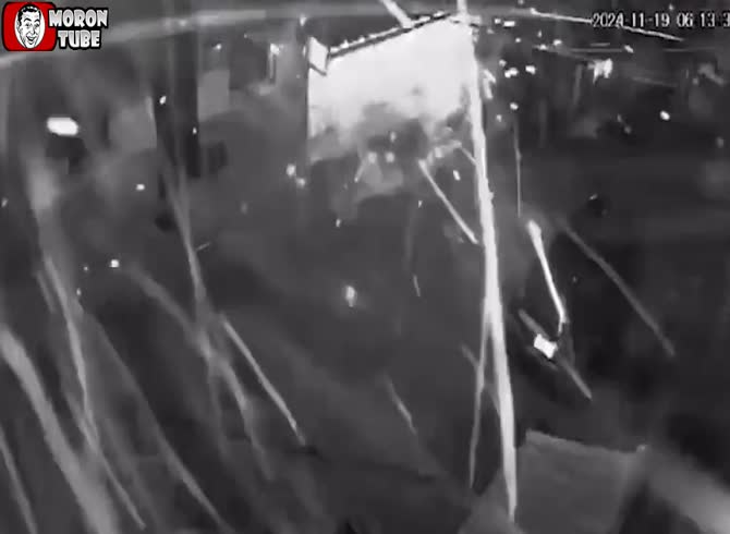Video :Colombian mayor's residence was bombed